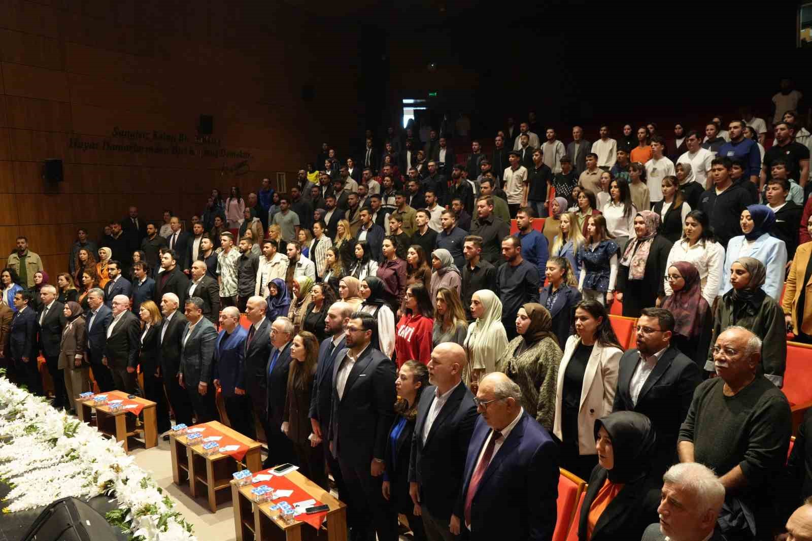 varank turkiyenin su anda yasadigi en buyuk sikintilardan bir tanesi saglikli bir muhalefetin olmayisi lqt5WsLQ