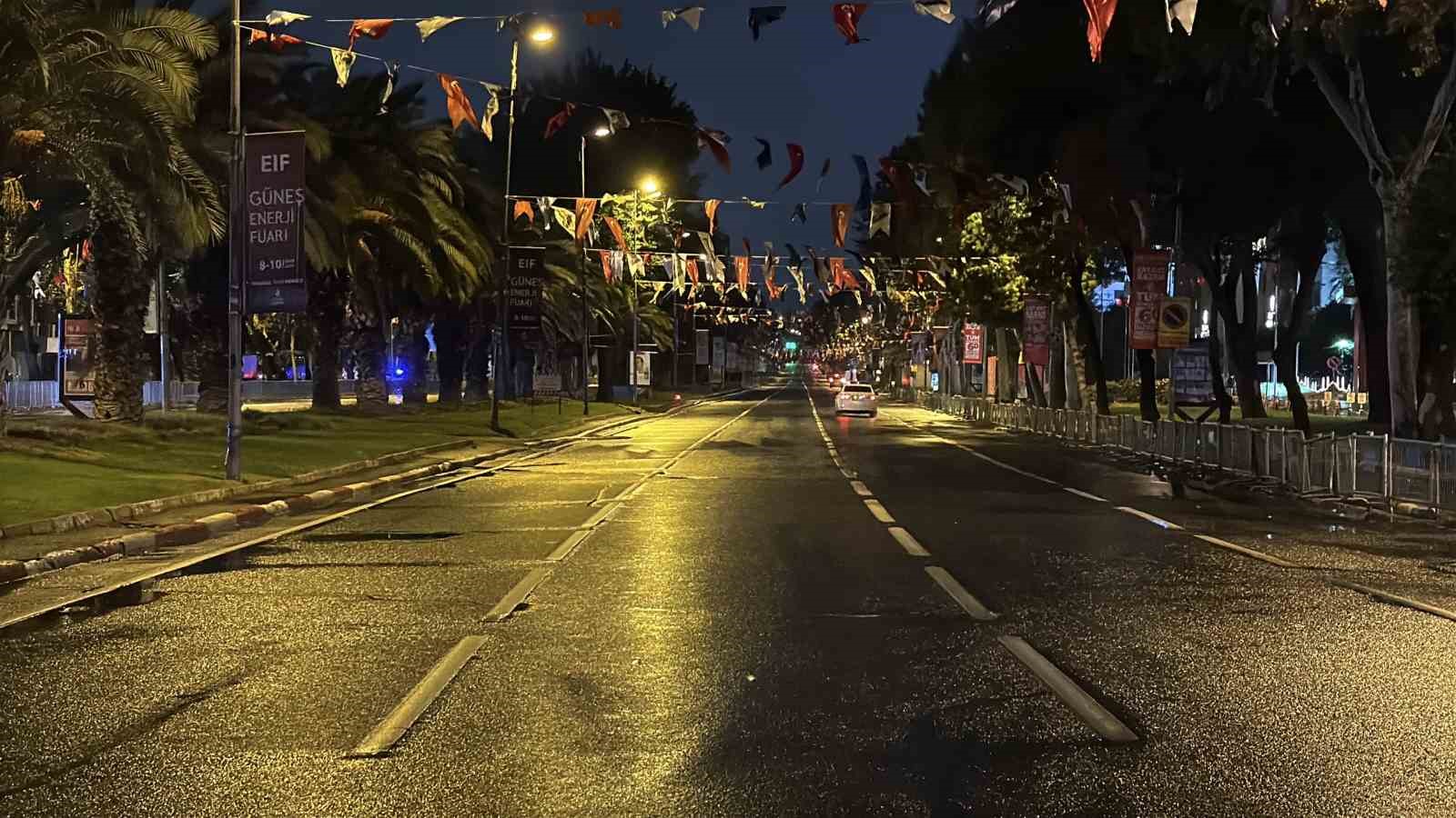 vatan caddesi cumhuriyet bayrami provalari nedeniyle trafige kapatildi 3