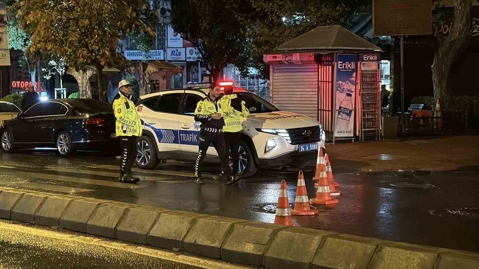 vatan caddesi cumhuriyet bayrami provalari nedeniyle trafige kapatildi 4 bs8v6MLK