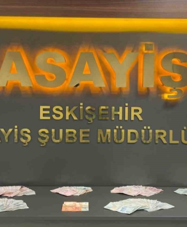 vatandasin-508-bin-tllik-ziynet-esyasini-dolandiran-supheli-eskisehir-girisinde-yakalandi-Ve7Na54H.jpg