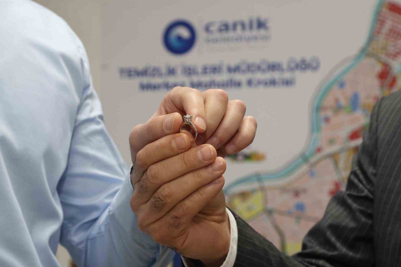 vatandasin kayip pirlantasi canik belediyesinin otonom takip sistemiyle bulundu 2 LpLKHXXA