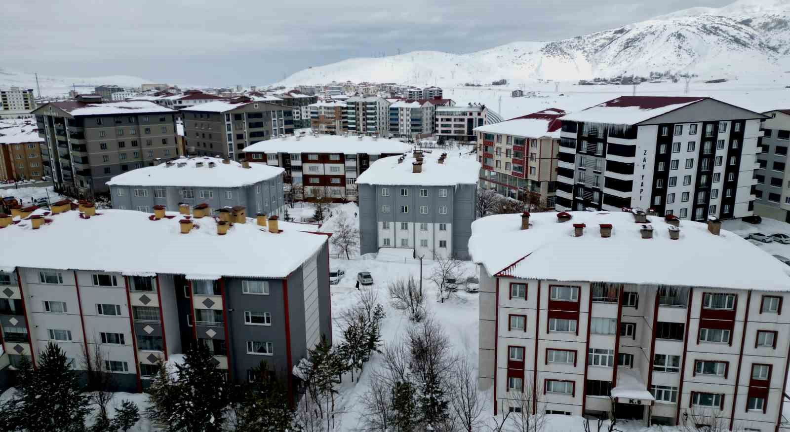 vatandaslar zarar gormesin diye catilarda temizlik mesaisi basladi 3 6311TL3Y