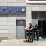 vatandaslik-verecegiz-yalaniyla-aldiklari-175-gram-altinla-kacan-dolandiricilar-yakalandi-EacSROYK.jpg
