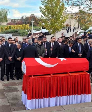 vefat-eden-eski-ak-parti-giresun-milletvekili-cemal-ozturk-icin-tbmmde-toren-duzenlendi-iavOA6zQ.jpg