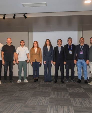 veloturk-gran-fondo-cesmenin-basin-toplantisi-yapildi-DzZZmqKp.jpg