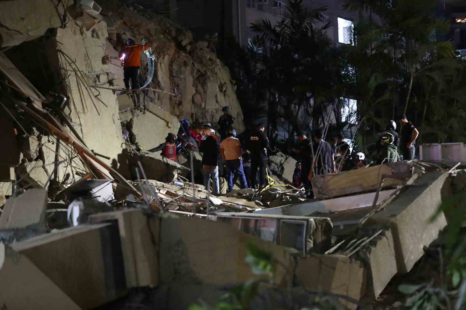 venezueladaki depremlerde 32 kisi hayatini kaybetti 700 kisi yaralandi 1 ITgZ429c