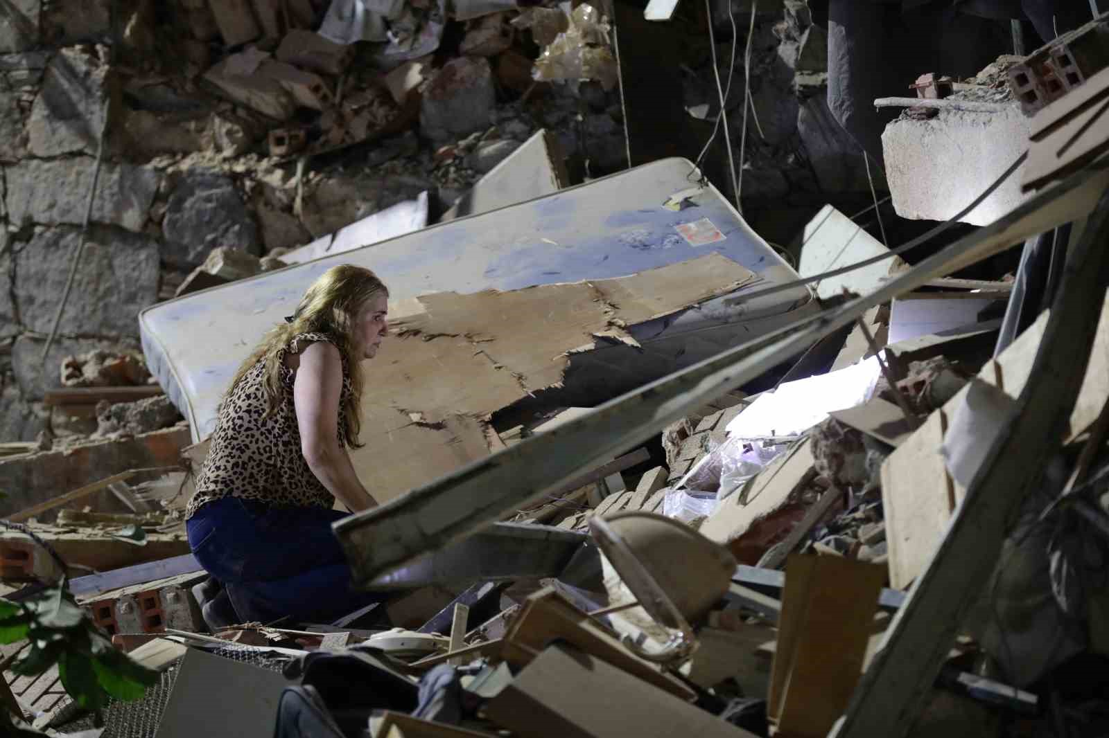 venezueladaki depremlerde 32 kisi hayatini kaybetti 700 kisi yaralandi 21 kJ3Y1fv1