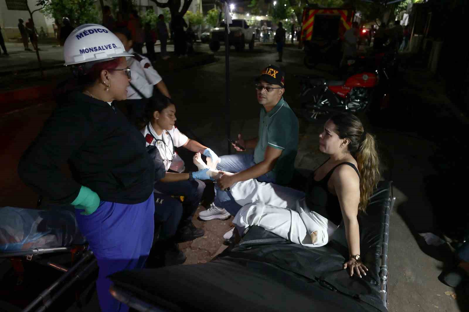 venezueladaki depremlerde 32 kisi hayatini kaybetti 700 kisi yaralandi 3 ZgClX6py