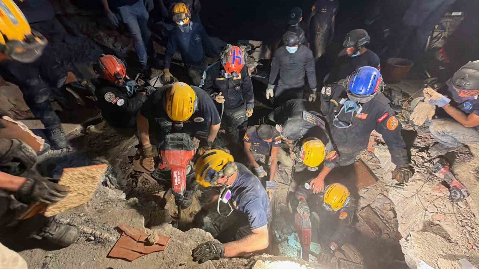 venezueladaki depremlerde can kaybi bin 943e yukseldi 4 2qO3gb6N
