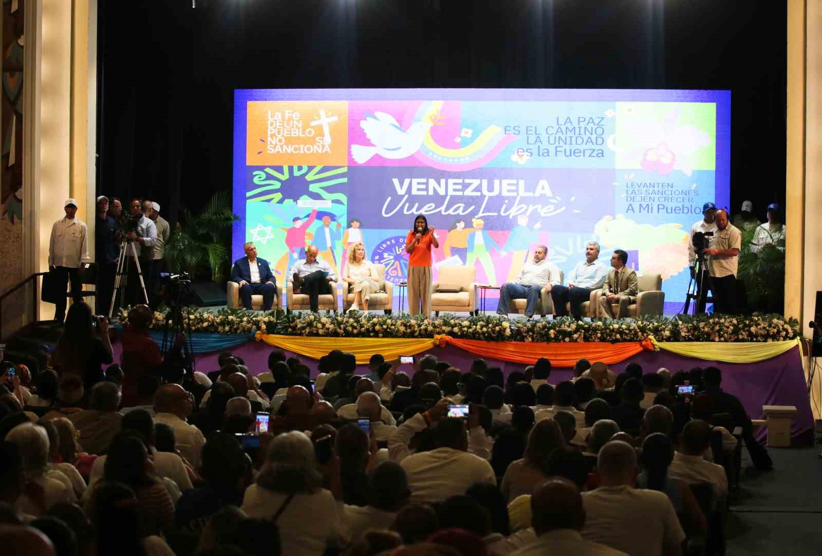 venezuelalilar abd yaptirimlarinin kaldirilmasi icin yuruyus baslatti 0 dlplB2fw