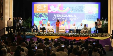 venezuelalilar-abd-yaptirimlarinin-kaldirilmasi-icin-yuruyus-baslatti-5pOXl36A.jpg