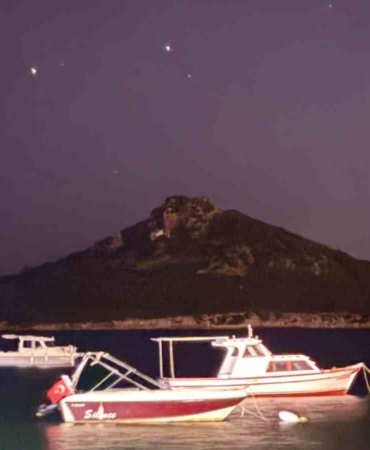 venus-ve-jupiterin-nadir-kavusumu-ayvaliktan-goruntulendi-nDRStppu.jpg