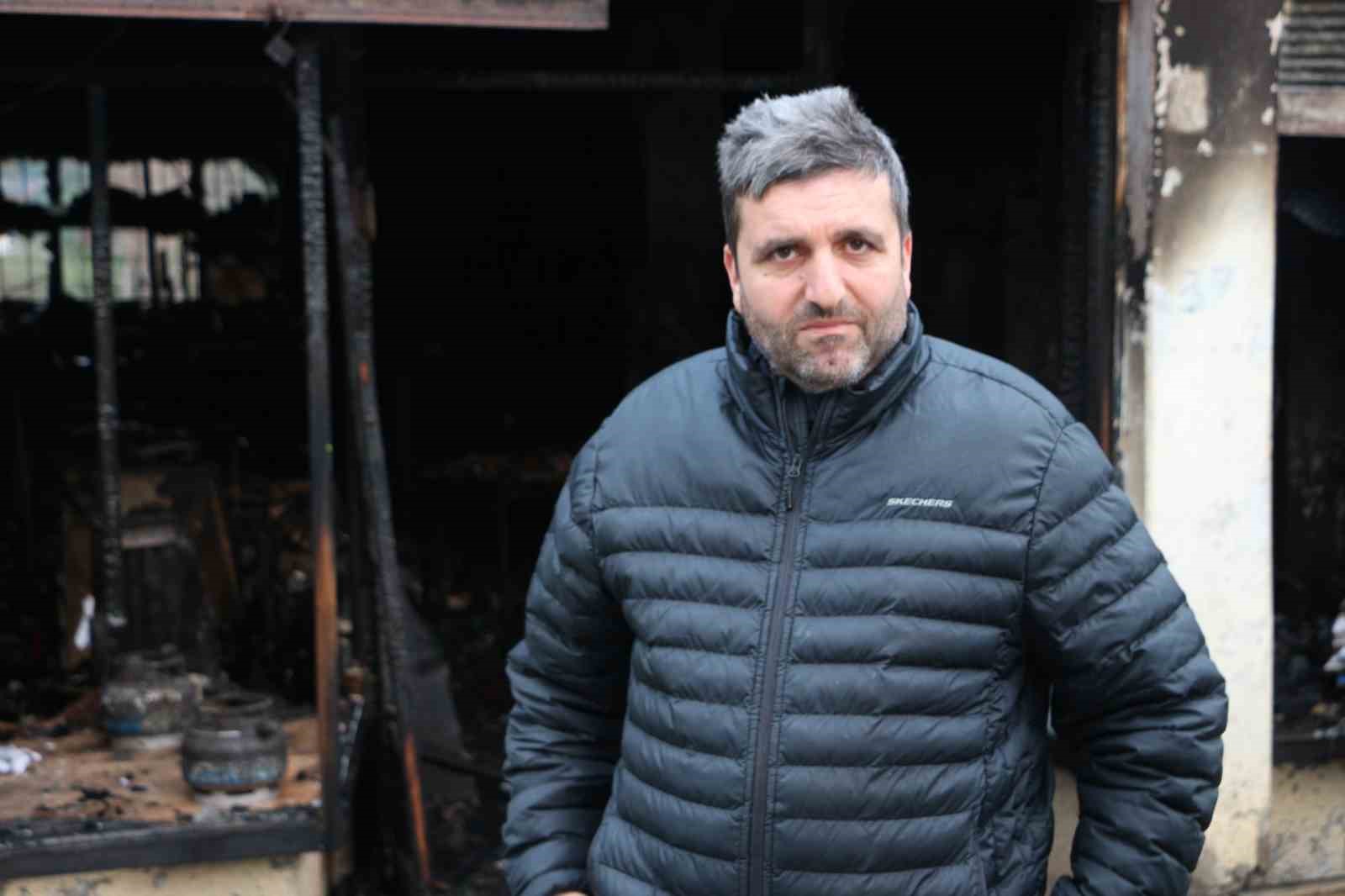 veresiye alamadigi icin bakkali atese verdi 1 aWfOyuLL