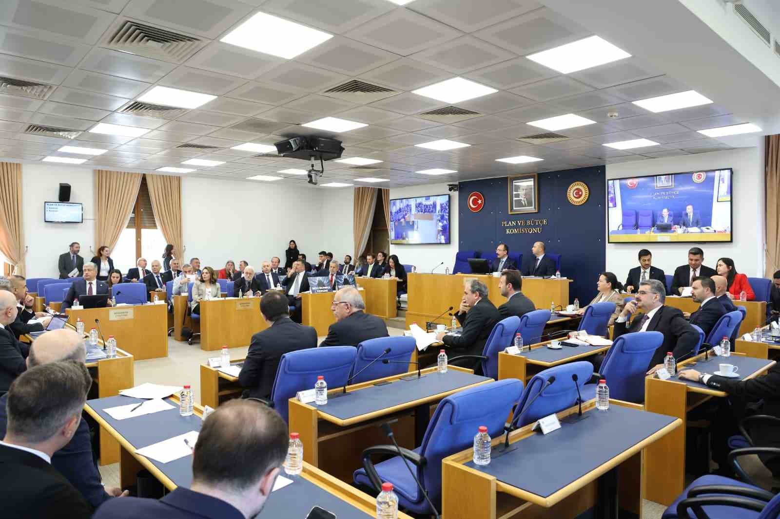vergiye yonelik duzenlemelerin yer aldigi kanun teklifi tbmmde gorusulmeye basladi 0 BqdeRc1t