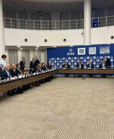 verimli-ve-yuksek-katma-degerli-uretim-vizyonu-masaya-yatirildi-UUBuJ1tc.jpg