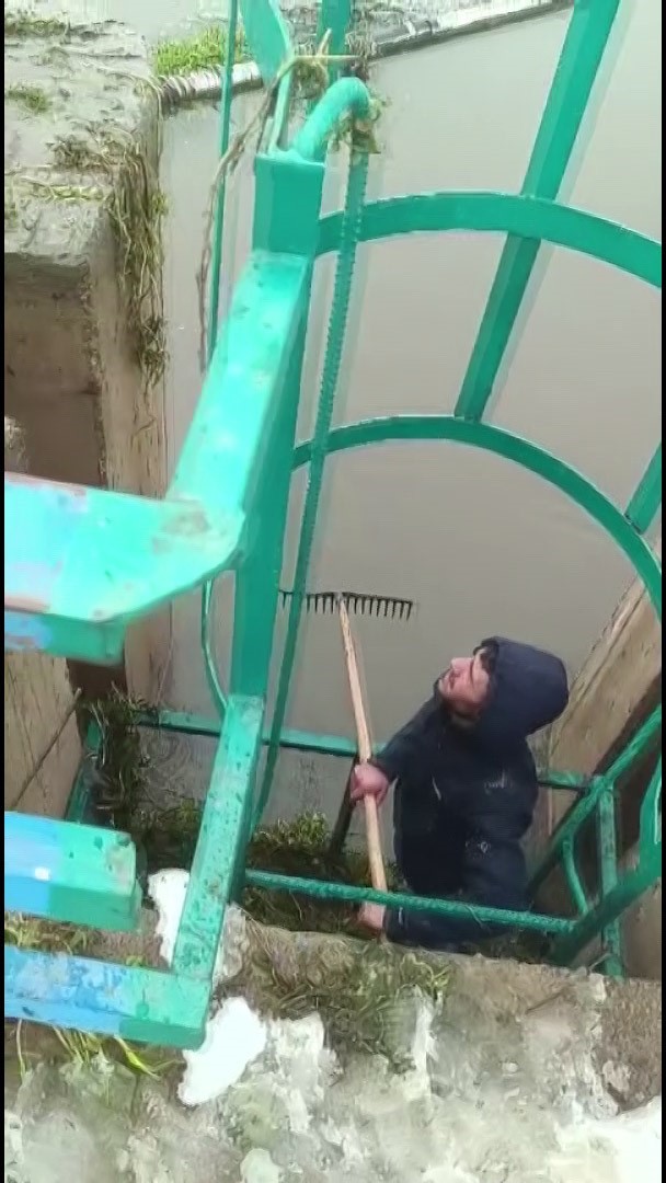 Vicdanları tonlarca suyun boşa akmasına izin vermedi, DSİ’nin yapması gerekeni kendileri yaptı 4 vicdanlari tonlarca suyun bosa akmasina izin vermedi dsinin yapmasi gerekeni kendileri yapti 0 bkic9CYA