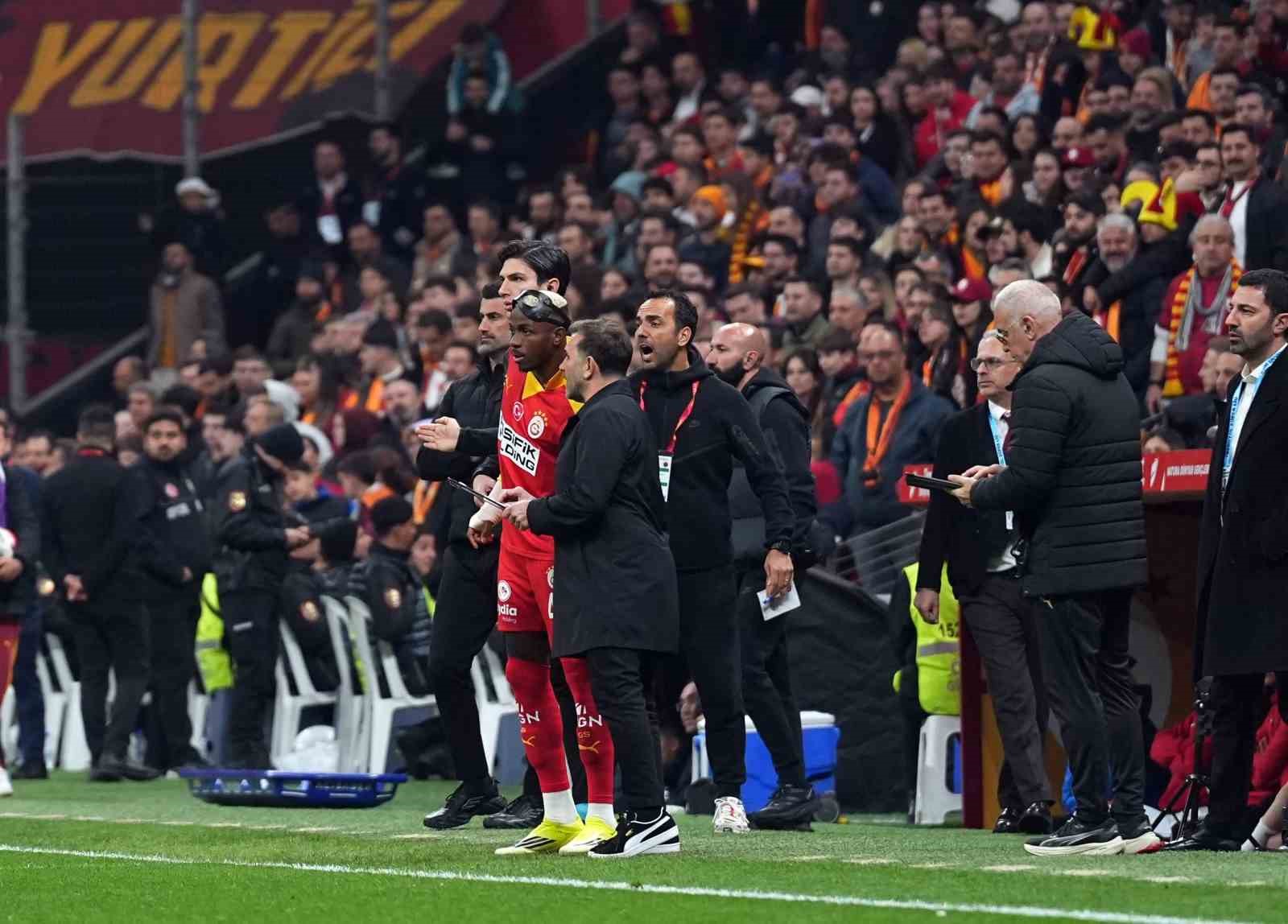 victor osimhen 35 gun sonra sahada 0 NrykJcIf