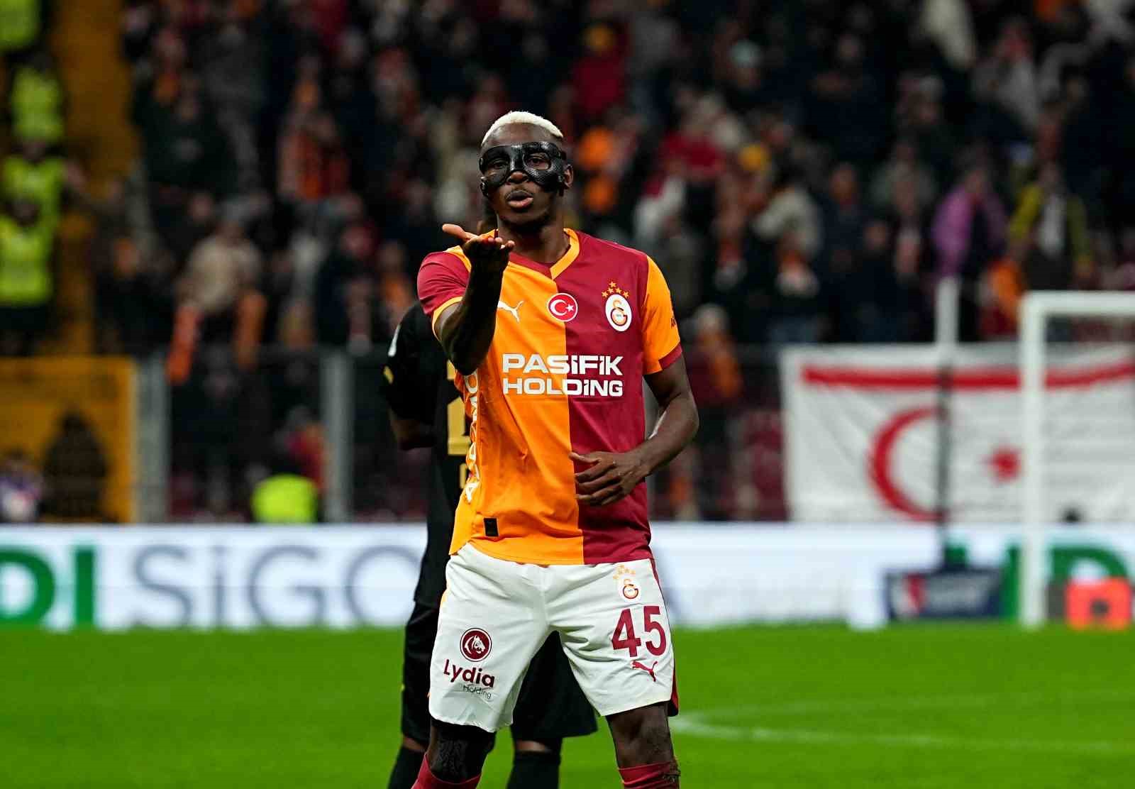 victor osimhen bu sezon 14 golunu atti 1 mEgFfJCB
