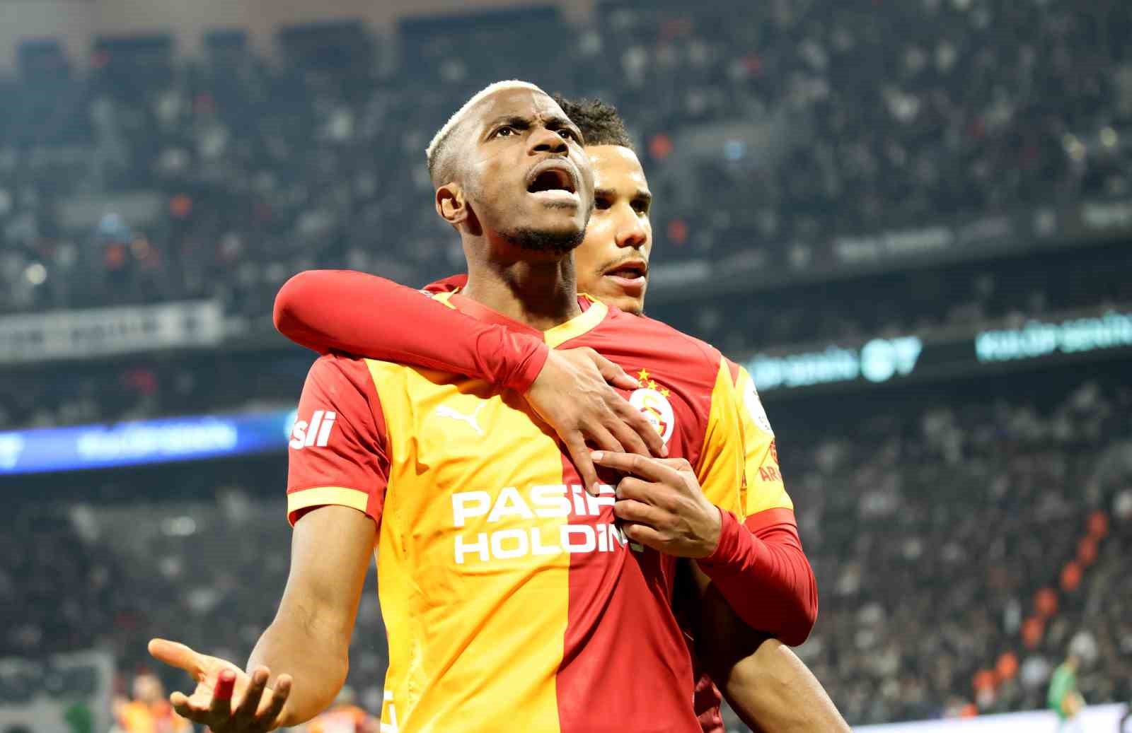 victor osimhen bu sezonki 18 golunu atti 2 ZY36CjUB