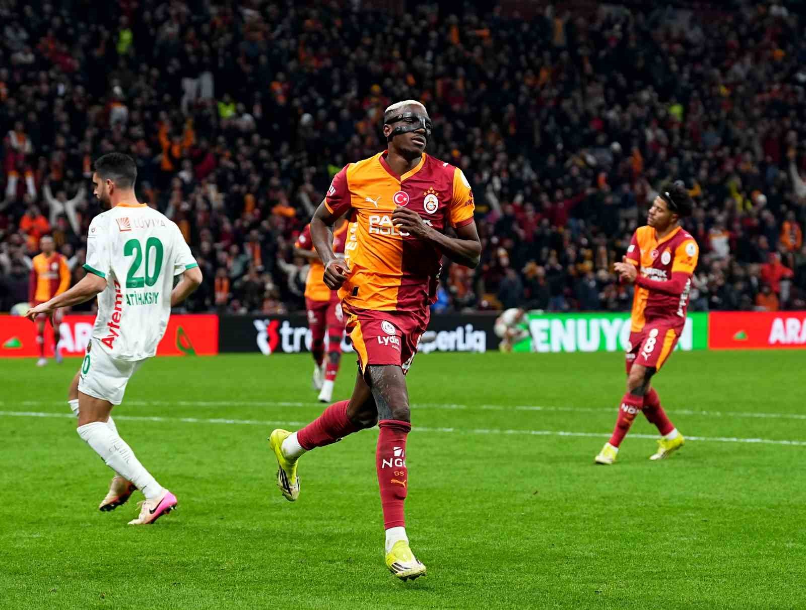 victor osimhen bu sezonki gol sayisini 17ye cikardi 0 mba1VUAv