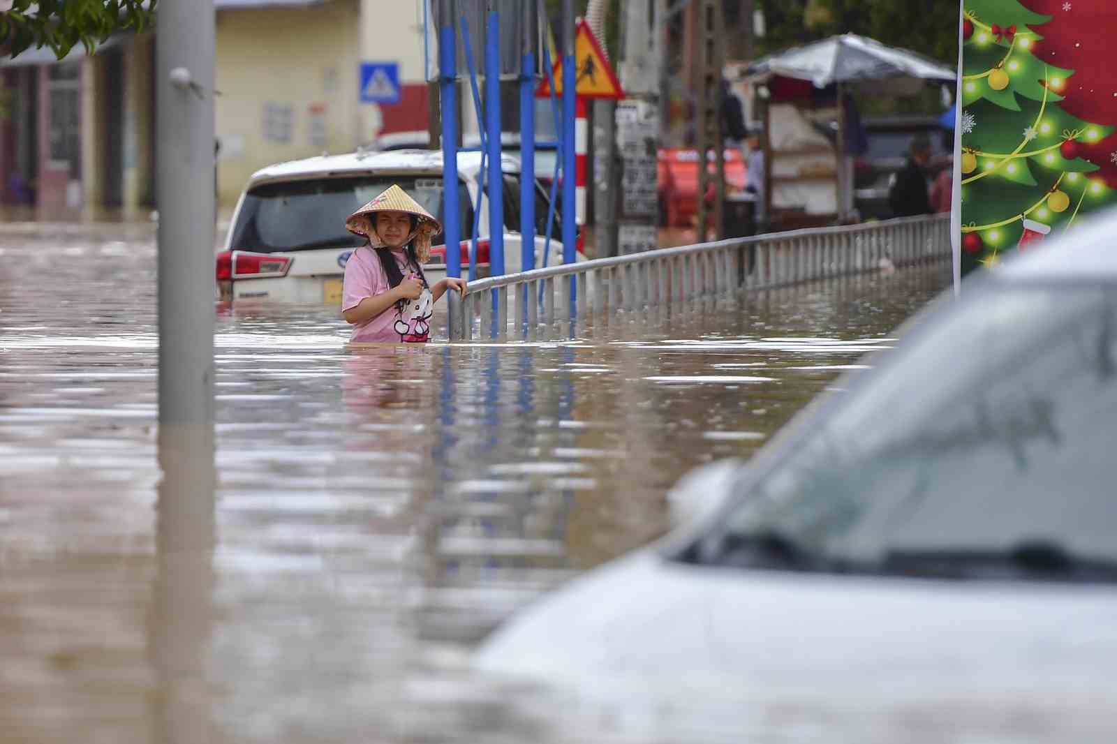 vietnamdaki sel felaketinde can kaybi 55e yukseldi 1 7zqfilqZ