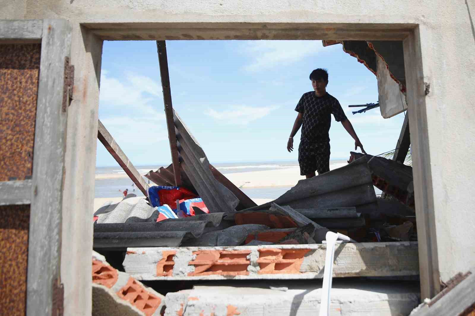 vietnami vuran kalmaegi tayfununda 5 kisi hayatini kaybetti 3 ijzfUlQz