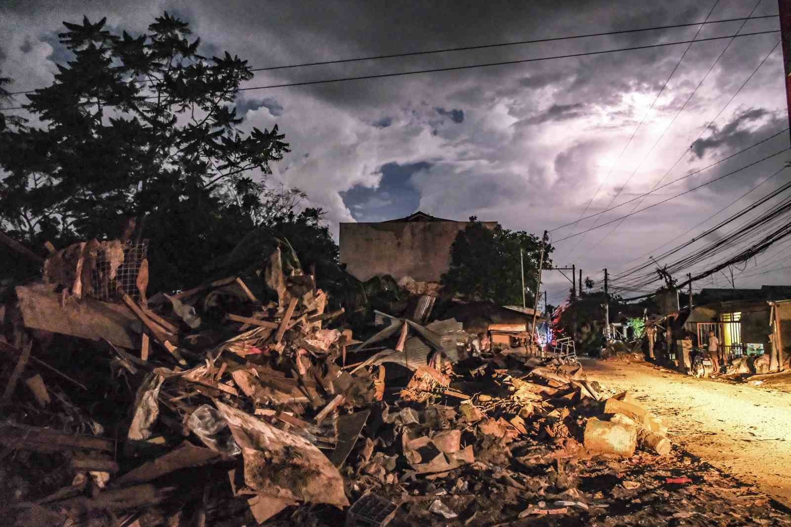 vietnami vuran kalmaegi tayfununda 5 kisi hayatini kaybetti 9 6qpmQ8wi