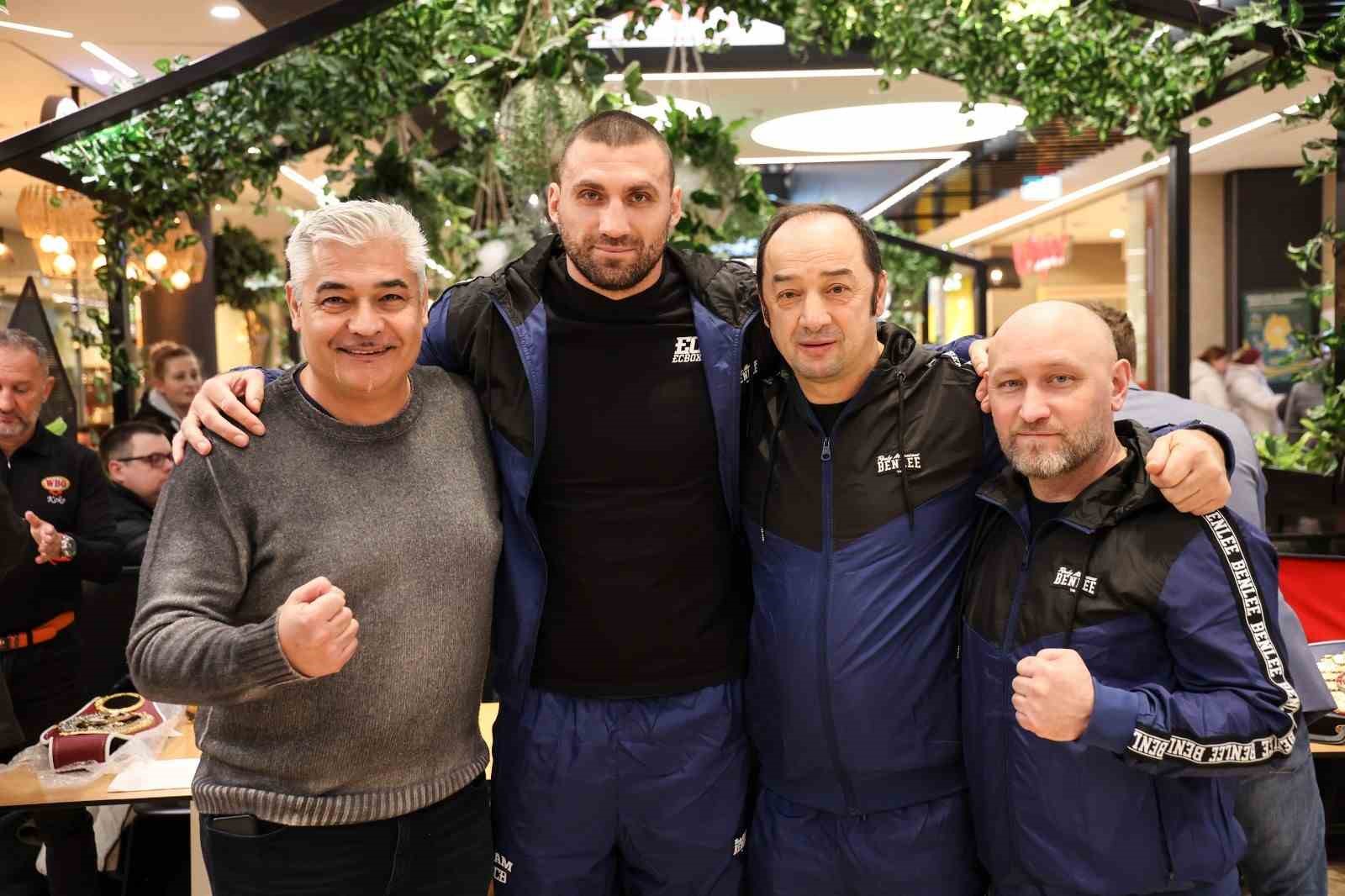 viktor faust makedon rakibi cvetkovu ilk rauntta nakavt etti 0 Vtf51469