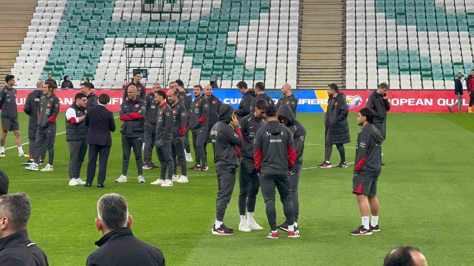 vincenzo montella birinci torbadan katilmayi garantilememiz icin yarinki mac onemli 1 hvctz6MS