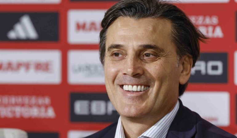vincenzo-montella-odagimiz-mart-ayinda-oynayacagimiz-play-off-maclari-e6GEjSzz.jpg