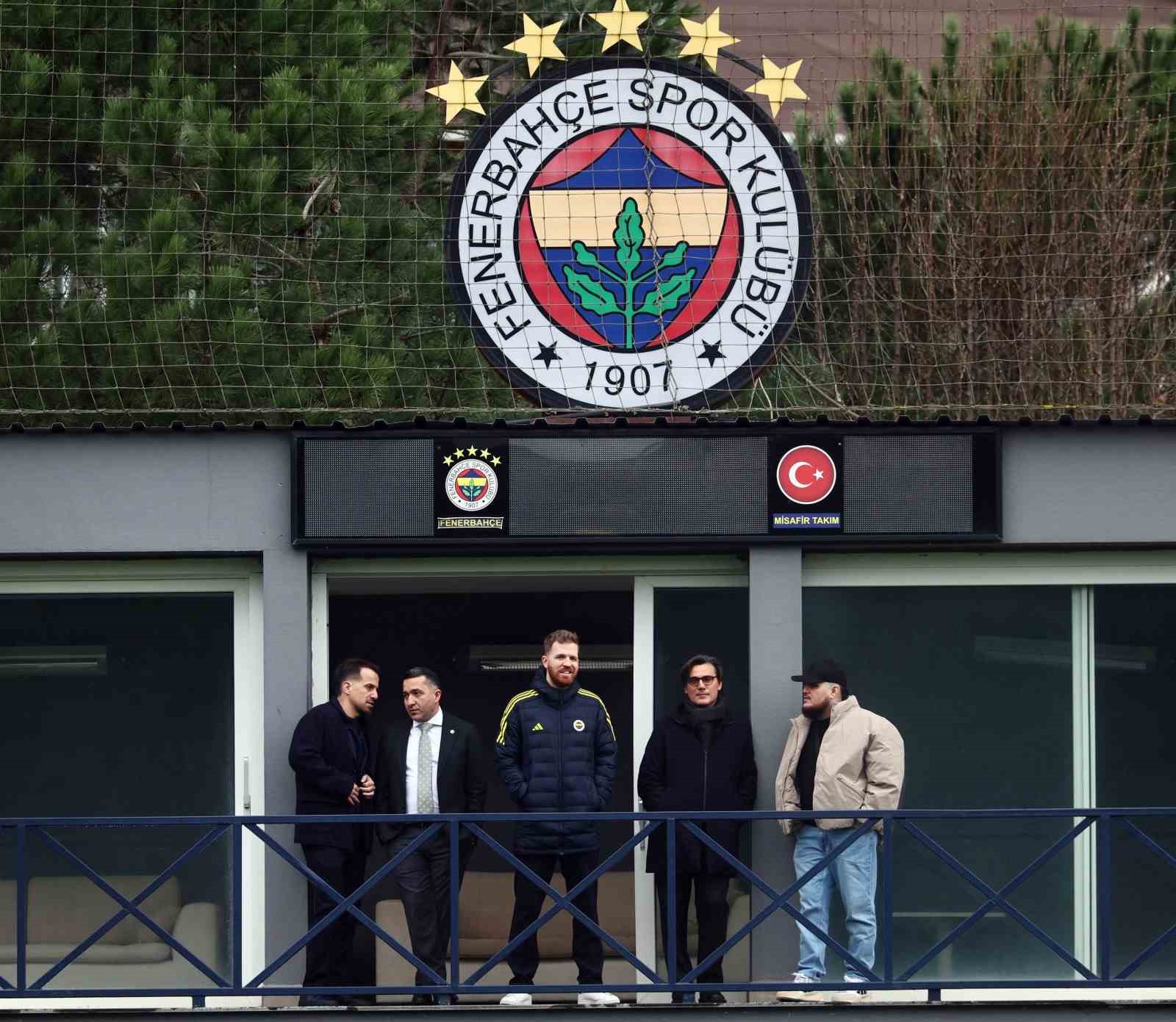 vincenzo montelladan fenerbahceye ziyaret 3 GjS5rrLt