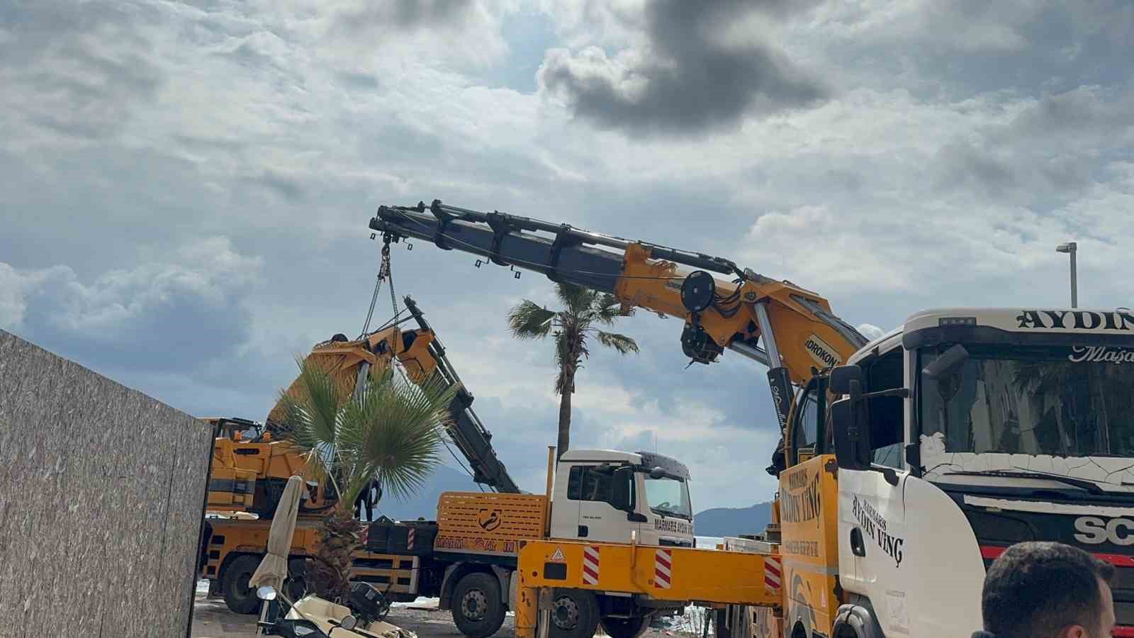 Vincin kopan parçasının altında kalan genç hayatını kaybetti 5 vincin kopan parcasinin altinda kalan genc hayatini kaybetti 1 JnciRNkM