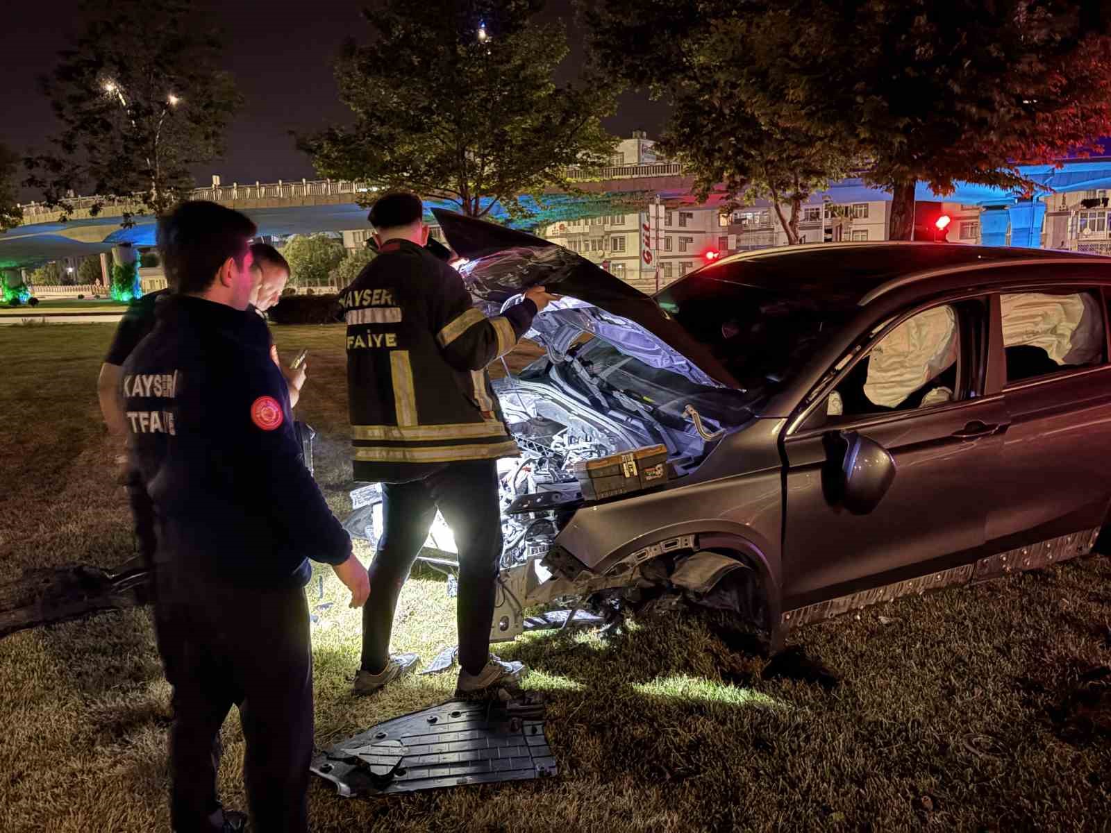 viraji alamayan suv tarzi arac aydinlatma diregini yerinden soktu 1 yarali 2 2R7bydaL
