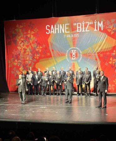voleybolun-unutulmazlari-derneginden-anlamli-gece-AgqeVXYx.jpg