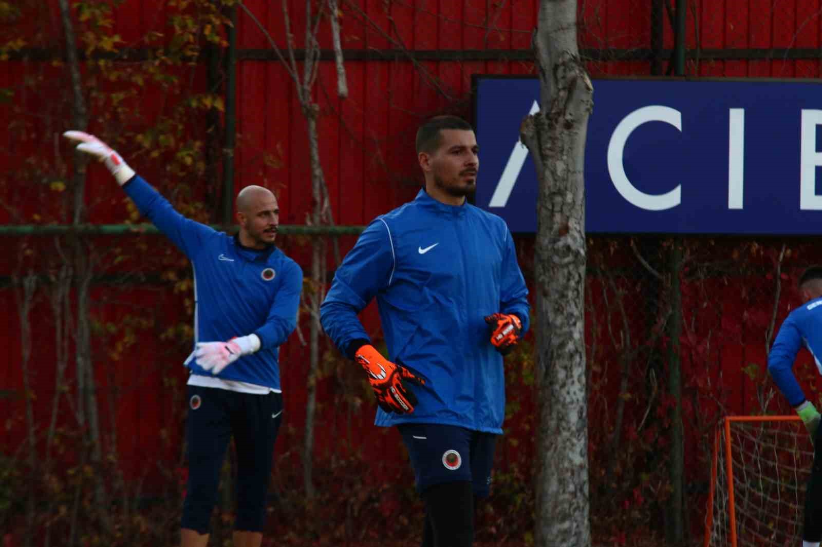 Volkan Demirel: "Gençlerbirliği ruhunu iliklerime kadar hissettim" 17 volkan demirel genclerbirligi ruhunu iliklerime kadar hissettim 13 E6lMGIUc
