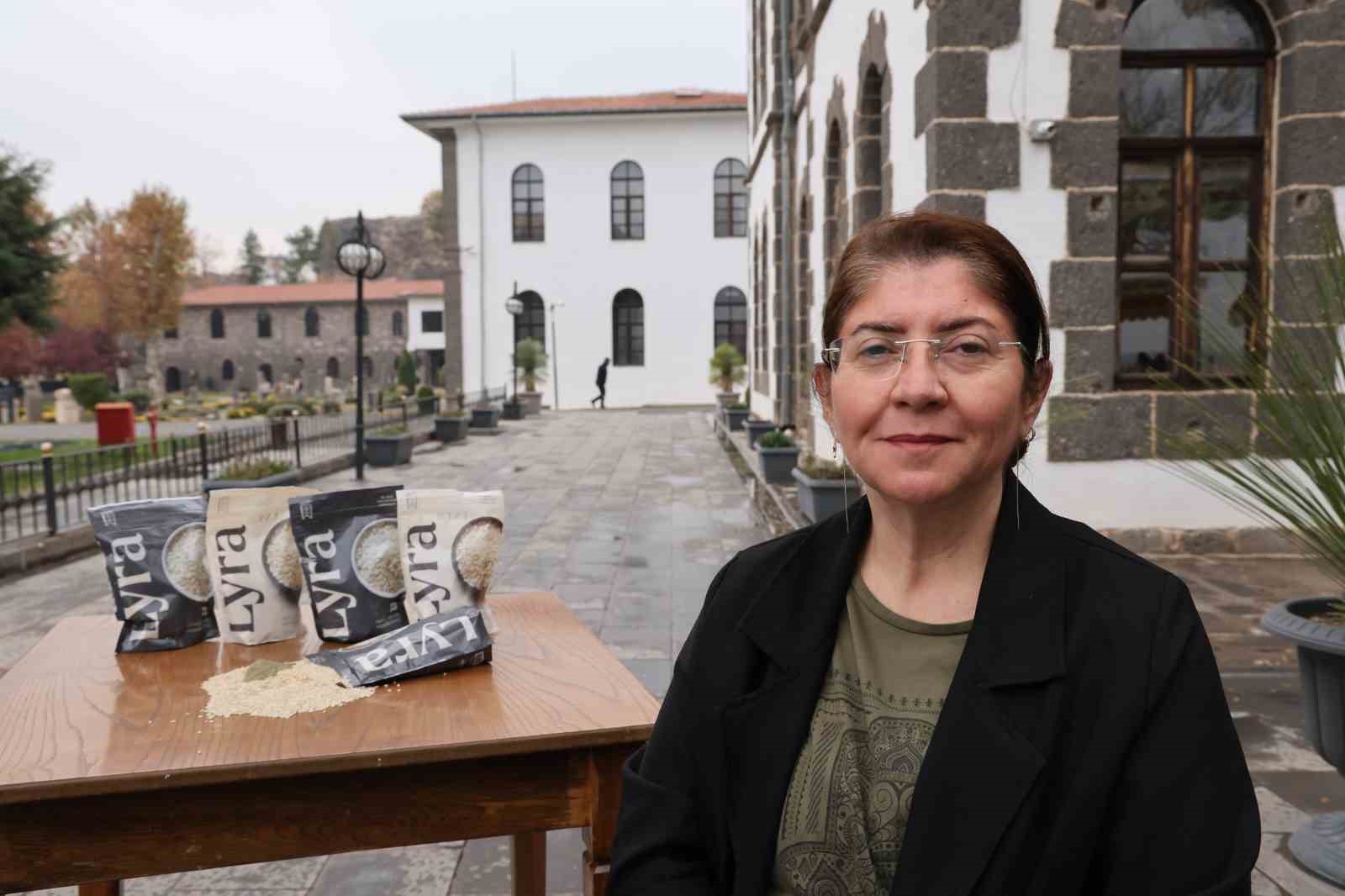 Volkanik arazide yetiştirilen Karacadağ pirinci zengin mineral oranıyla dikkat çekiyor 5 volkanik arazide yetistirilen karacadag pirinci zengin mineral oraniyla dikkat cekiyor 1 CVmVacPk