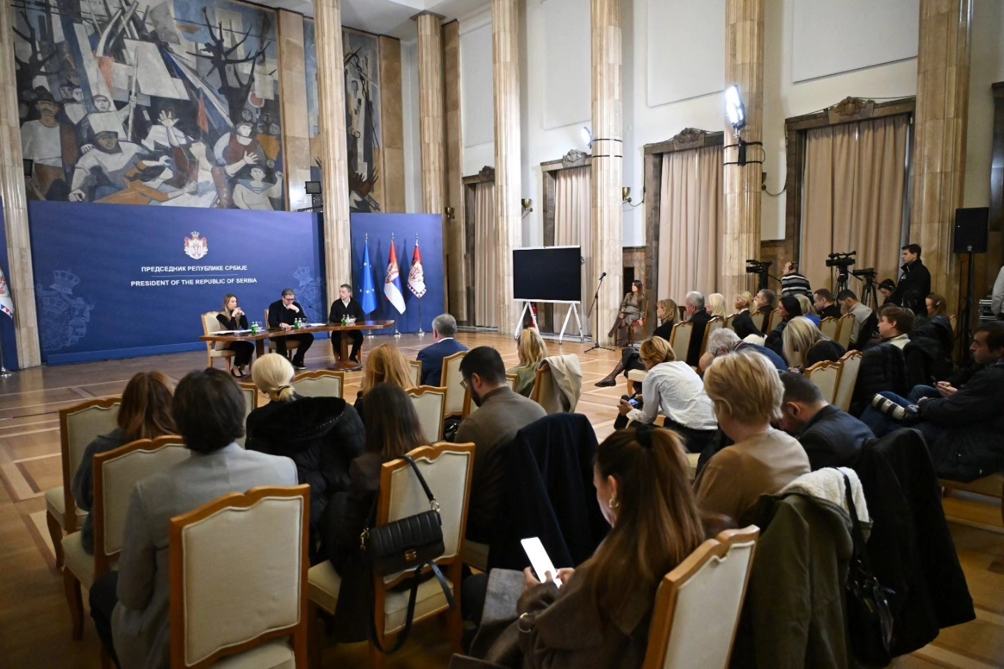 vucic sirbistanin tek rafinerisi abd yaptirimlarindan muaf tutulmazsa 4 gun icinde kapanacak 4 ba9X4LsJ