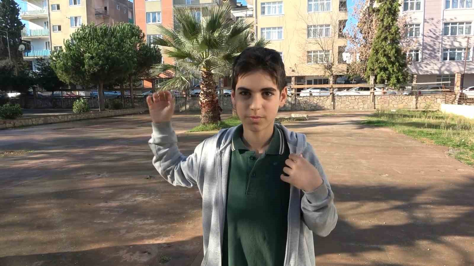 vucudu kopek tarafindan parcalanan yunus enfeksiyonu atlatti kolunu rahatca kullanmaya basladi 2