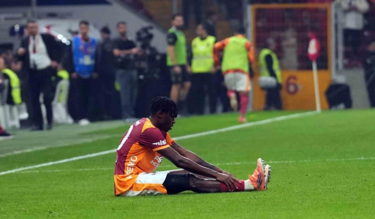 wilfried-singonun-sol-arka-adalesinde-zorlanma-tespit-edildi-Qx174HgM.jpg