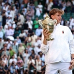 wimbledonda-jannik-sinner-ust-uste-2-kez-sampiyon-T2v6hcvS.jpg
