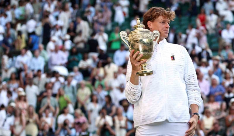 wimbledonda-jannik-sinner-ust-uste-2-kez-sampiyon-T2v6hcvS.jpg
