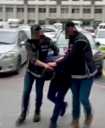 yabanci-uyruklu-bylockcu-feto-uyesi-havalimaninda-yakalandi-i25jujnt.jpg