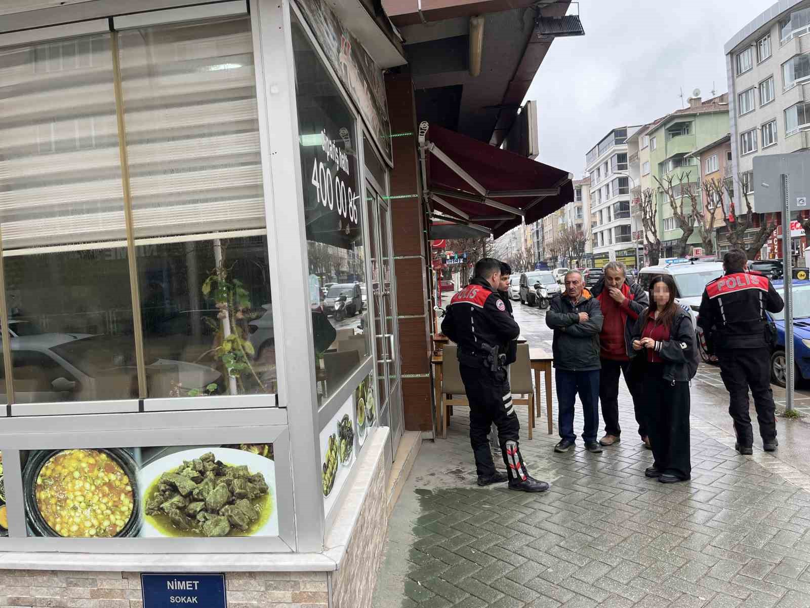 Yabancı uyruklu kadının erkek arkadaşı telefonunu alıp kayıplara karıştı 4 yabanci uyruklu kadinin erkek arkadasi telefonunu alip kayiplara karisti 0 RNQny6ts