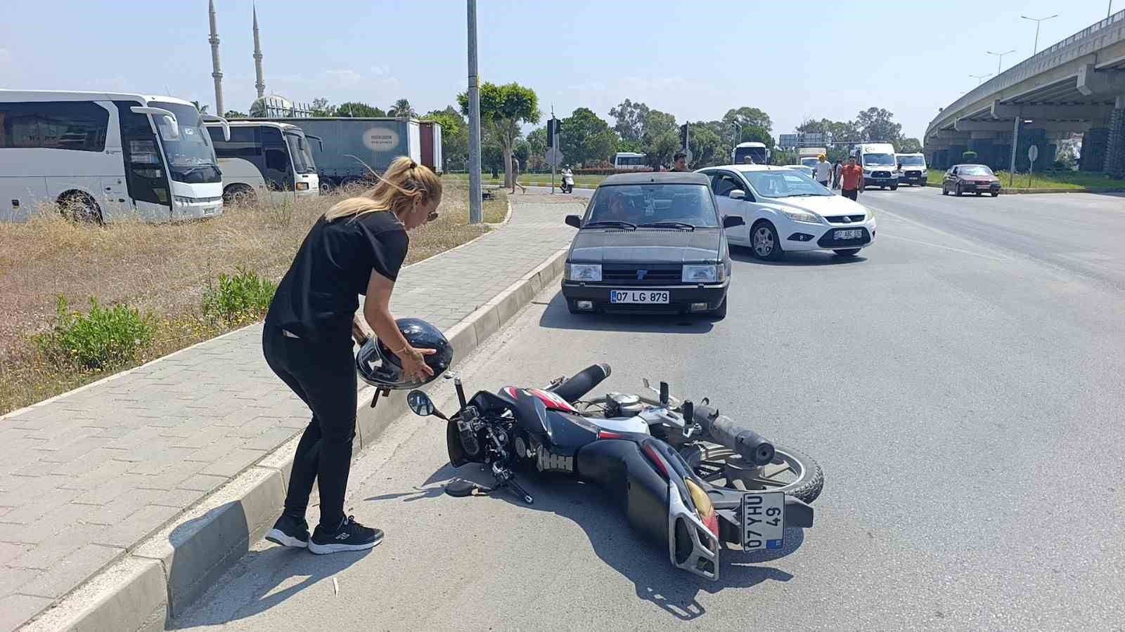 yag dokulen yolda kayarak 50 metre suruklenen motosikletli yaralandi 2 FIEtGtAF