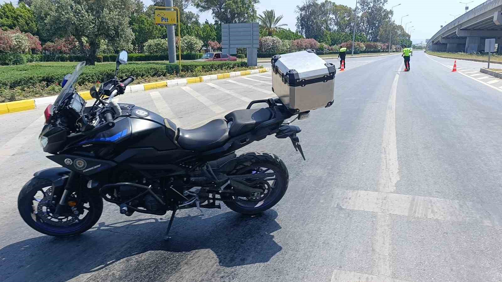 yag dokulen yolda kayarak 50 metre suruklenen motosikletli yaralandi 8 D9BUetar