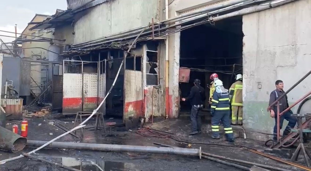 yag fabrikasinda patlamada 10 yarali 2