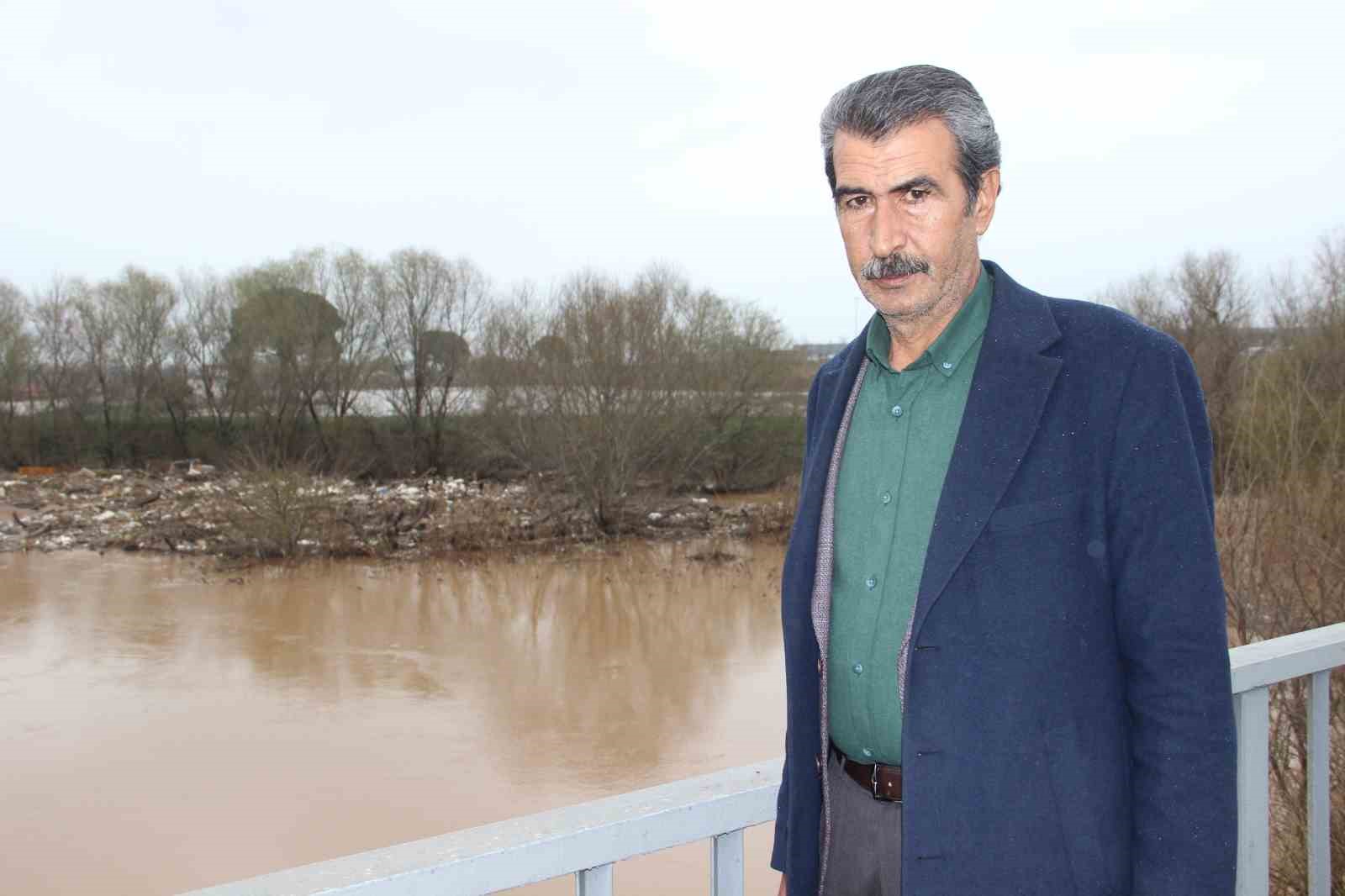 yagislar ciftciyi umutlandirdi 3 MOJOFpfi