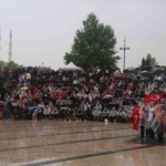 yagmur-dinlemediler-milli-takim-icin-meydana-kostular-RaIRmqSC.jpg