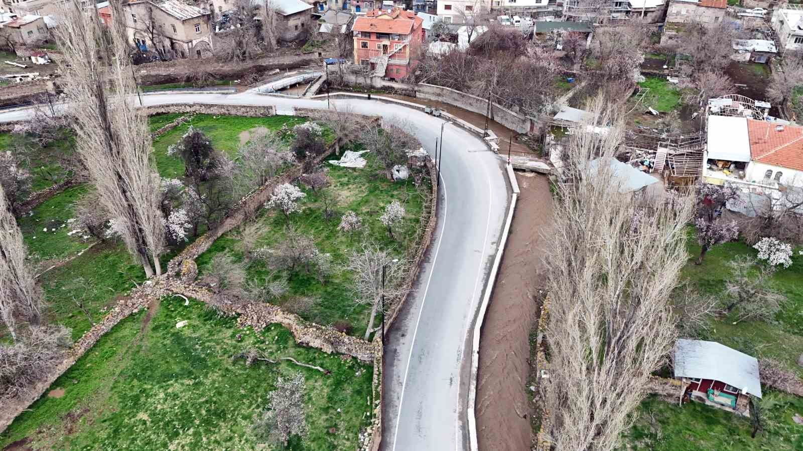 yagmur su kanallarini costurdu 3 1UOkIC1k