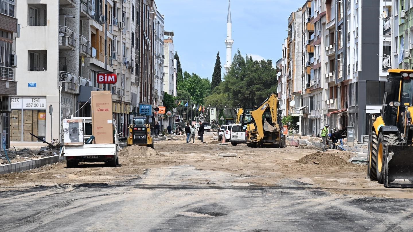 yagmura ragmen gece gunduz calisiyorlar 6 VBMCg49L